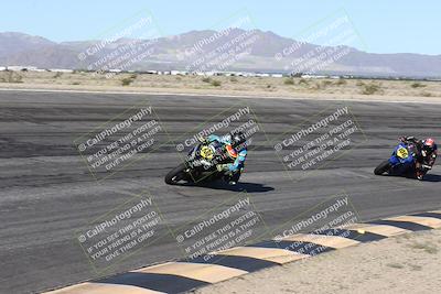 media/Jan-16-2026-CVMA Friday Practice (Fri) [[6f2bf47531]]/5-Racer 4-Trackday1/Session 2 (Bowl)/
